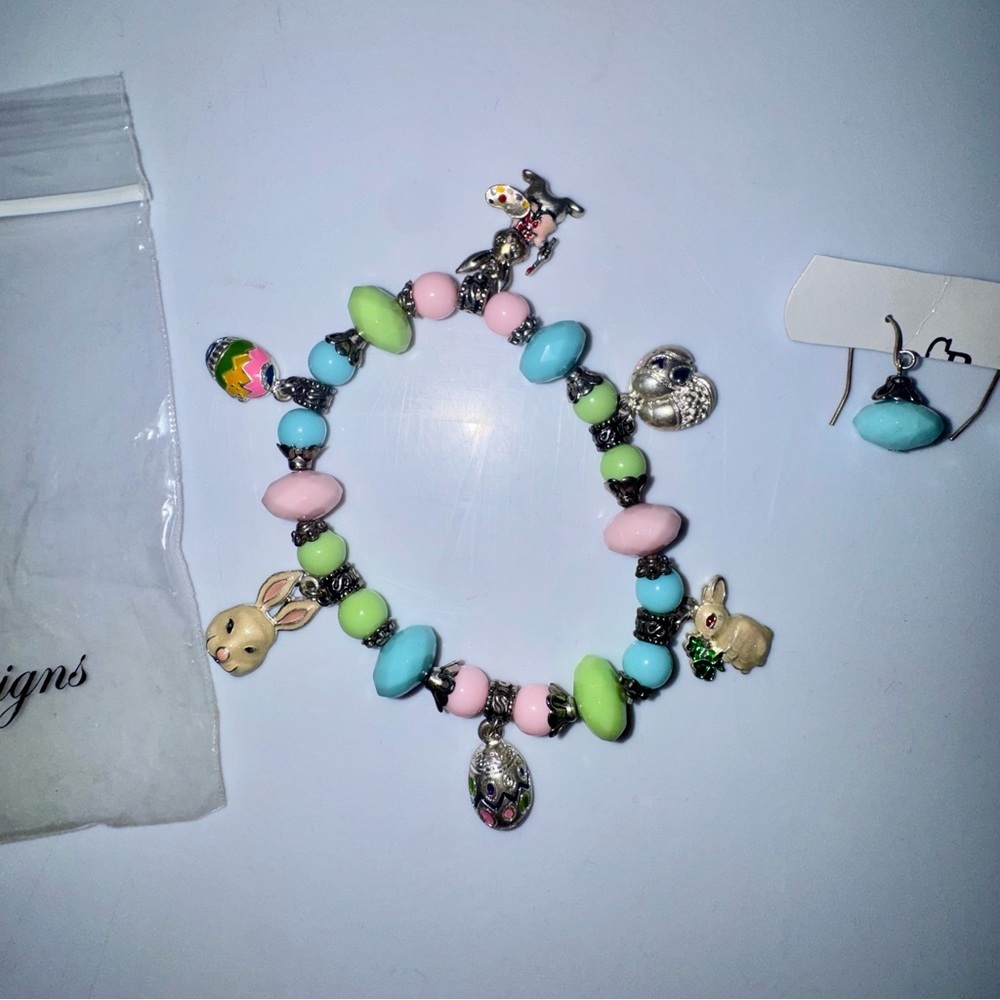 NWT Premier Designs Pastel Easter Charm Bracelet with Matching Blue Earrings - Picture 2 of 4